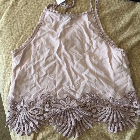 Kendall and Kylie crop shirt - Picture 2 of 4